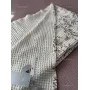 Вафельное покрывало 200×230 см айвори с оливково-зелёными цветами