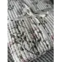 Вафельное покрывало 200×230 см айвори с оливково-зелёными цветами